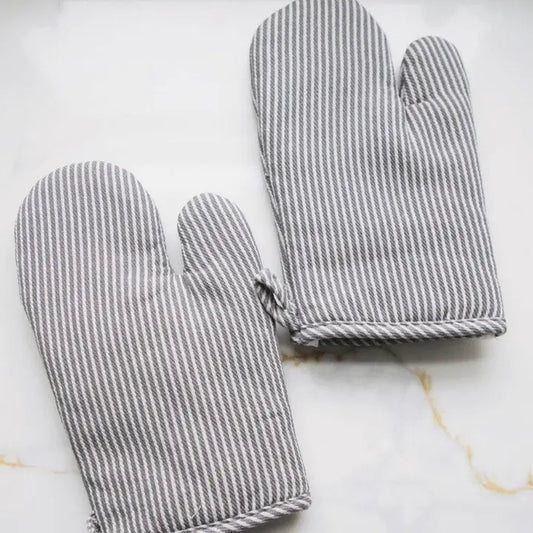 Stripe Oven Mitt