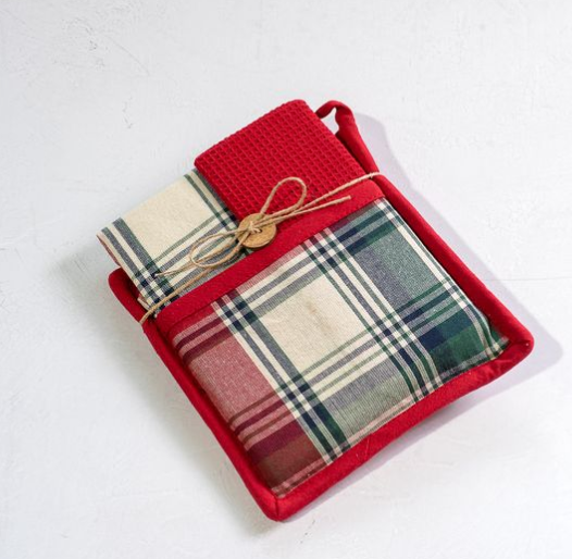 Christmas Plaid Potholder & Towel Set