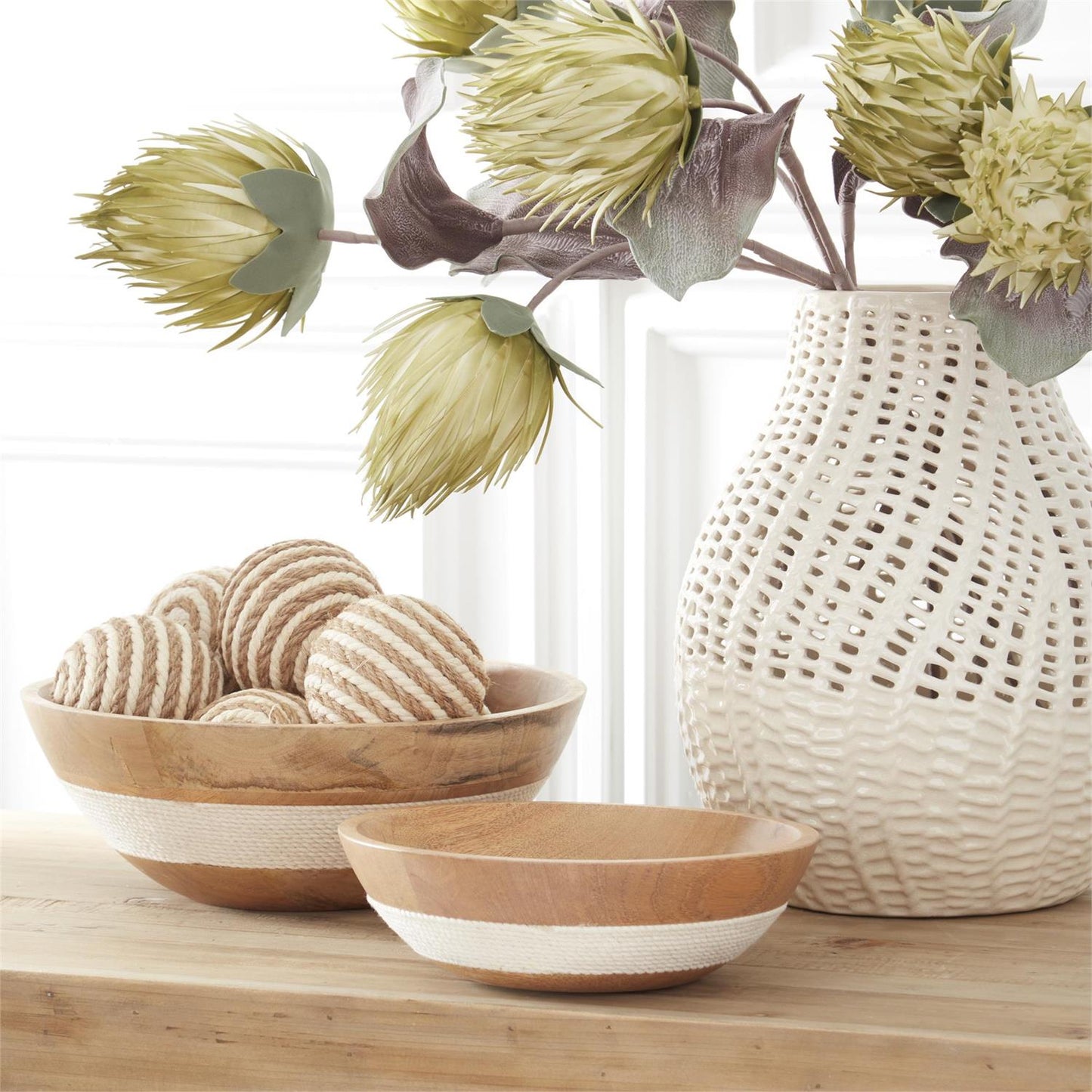 Tan & Cream Seagrass Ball