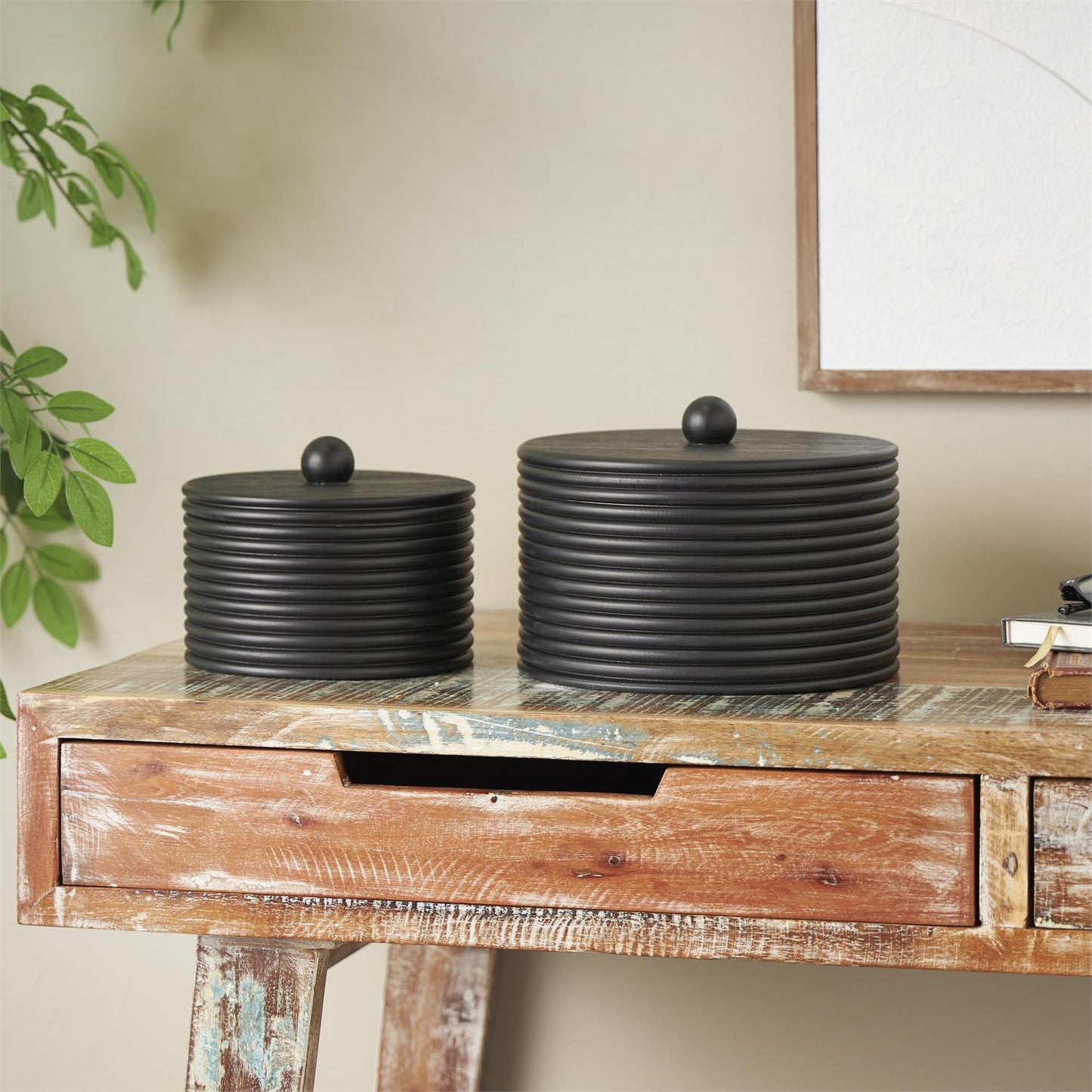 Black Round Decorative Box