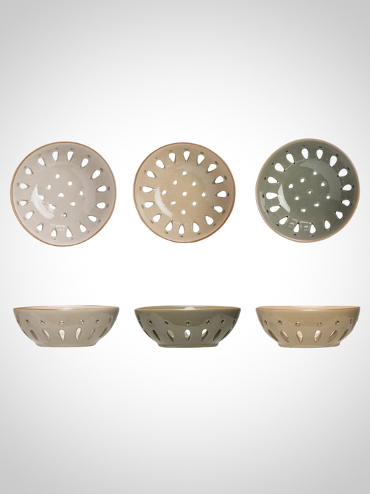 Stoneware Berry Bowl