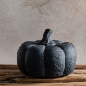 4.75" Black Pumpkin