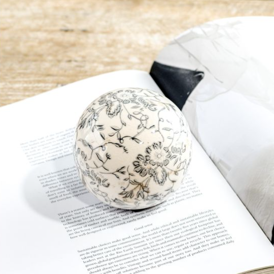 Heirloom Deco Ball