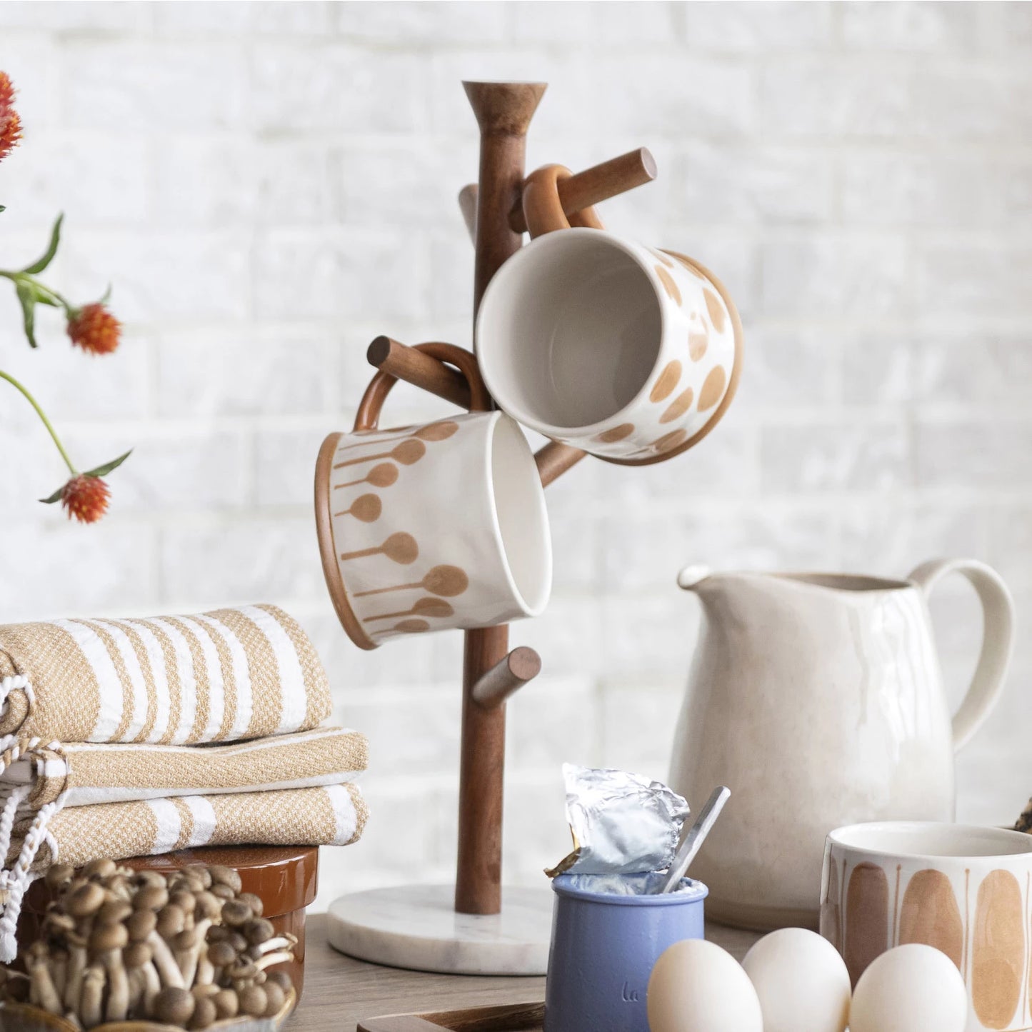 Wooden & Marble Mug Rack